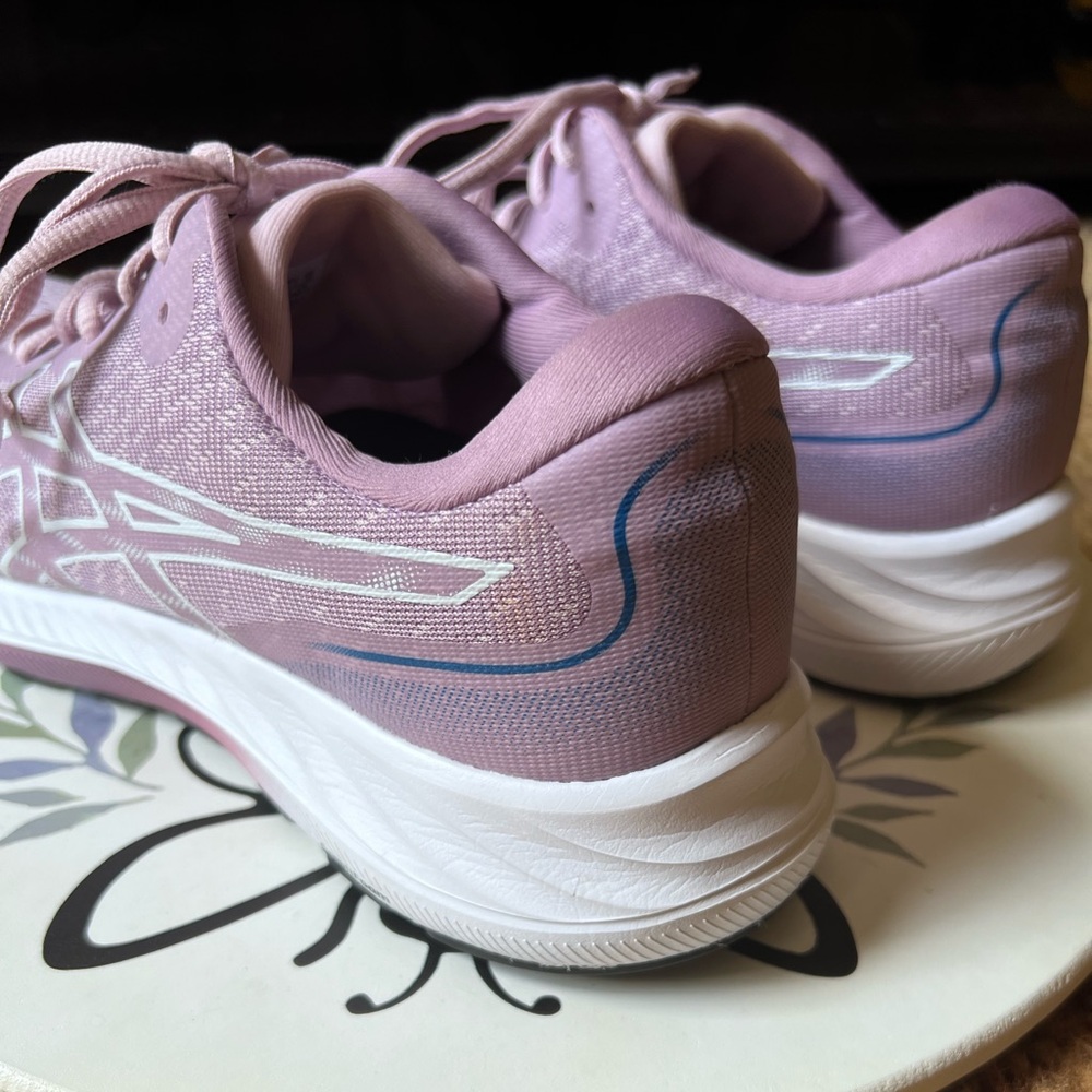 Women’s ASICS GEL-EXCITE 9 running athletes sneakers Barely Rose/White size 10. - Picture 7 of 17